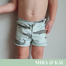 Lataa kuva Galleria-katseluun, CUT & SEW PATTERNS: MIRA & KAI, MINI&ME UIKKARIKAAVAPAKETTI