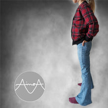 Lataa kuva Galleria-katseluun, KAAVASTUDIO AINOA: LILJA HOUSUT 104-164 CM