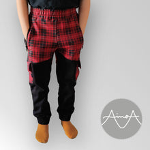 Lataa kuva Galleria-katseluun, KAAVASTUDIO AINOA: TEMPO-REISITASKUHOUSUT, KOOT 104-164 CM