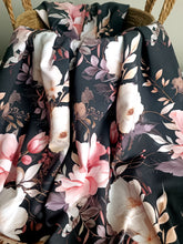 Lataa kuva Galleria-katseluun, Pala 60 cm: LUOMUJOUSTOCOLLEGE: MIDNIGHT FLOWERS