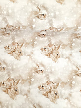 Lataa kuva Galleria-katseluun, TRIKOO: TALVIMETSÄN SYLISSÄ