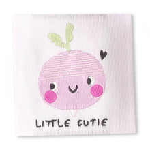 Lataa kuva Galleria-katseluun, OMPELUMERKKI *little cutie*

