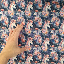 Lataa kuva Galleria-katseluun, TRIKOO MAGICAL HORSES, pieni kuosikoko, 60 cm pala
