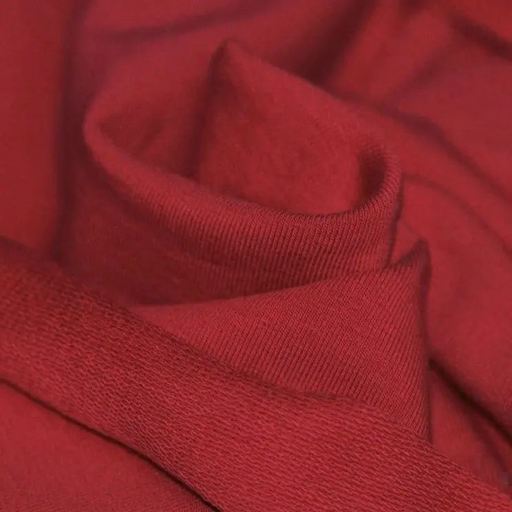 Ennakkotilaus: JOUSTOCOLLEGE, DARK RED
