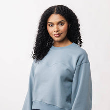 Lataa kuva Galleria-katseluun, NAMED: AALTO-COLLEGEPAITA
